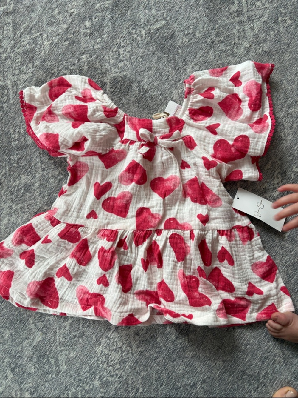 Jessica Simpson toddler shirt with heart design